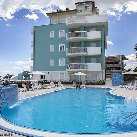 Residence Acquasuite Martinsicuro Esterno foto