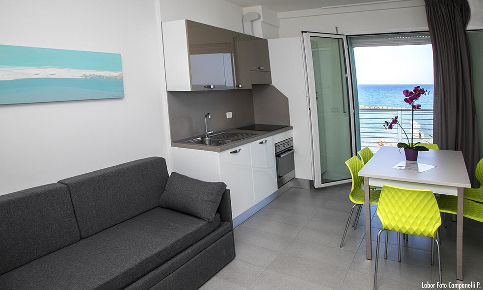 Residence Acquasuite Martinsicuro Esterno foto