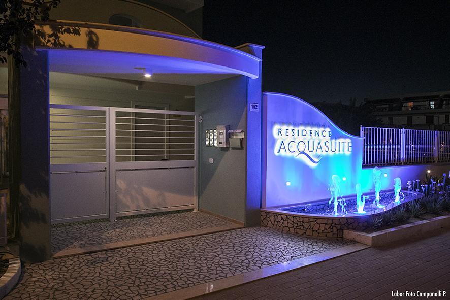 Residence Acquasuite Martinsicuro Esterno foto