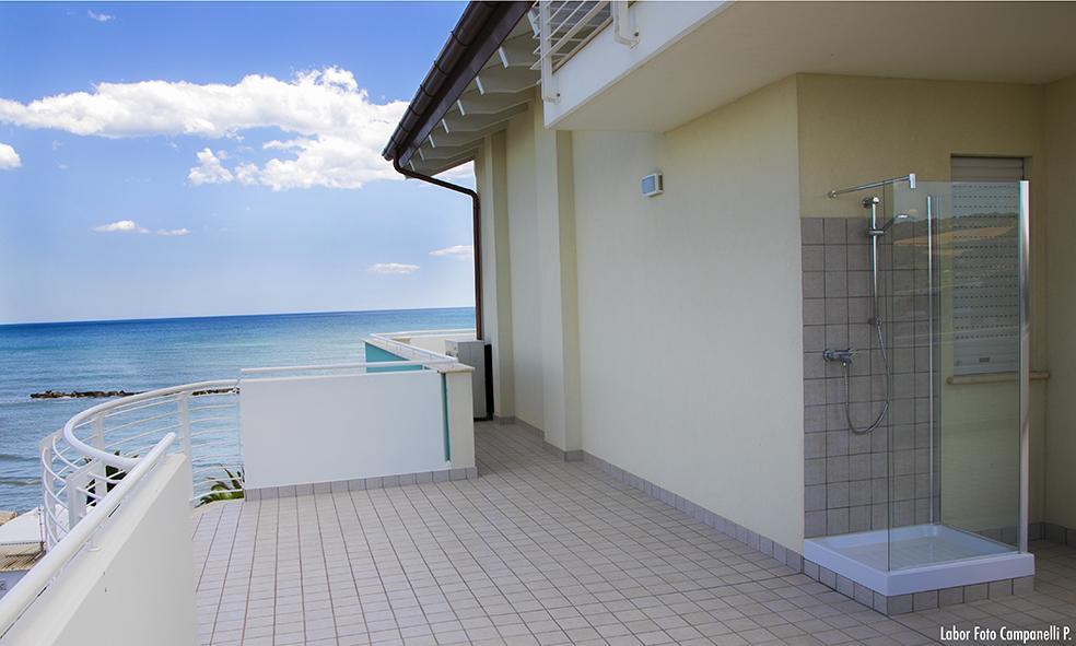 Residence Acquasuite Martinsicuro Esterno foto